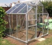 The benefits of aluminium greenhouses